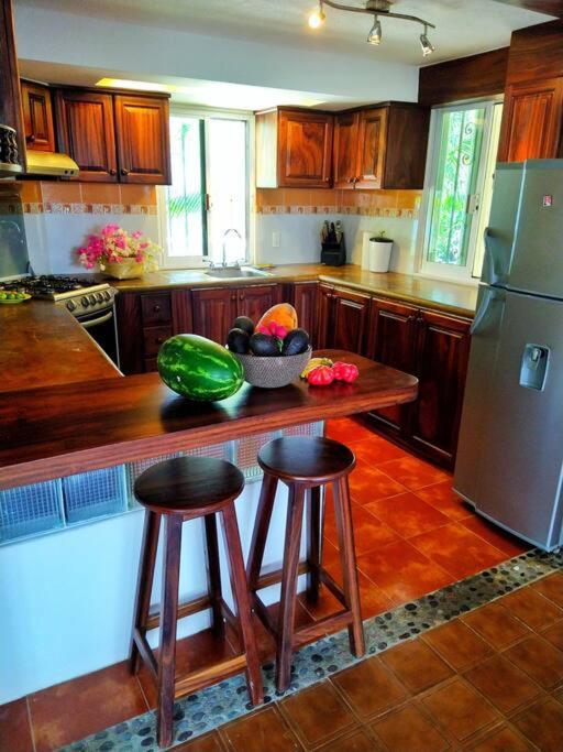 Lush Garden House Near Beaches With Private Pool. Puerto Escondido  Exterior photo